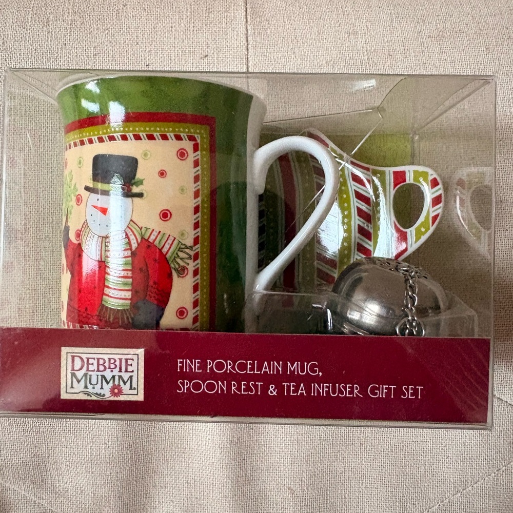 Snowman Green Porcelain Mug Set with Spoon Rest and Tea Infuser